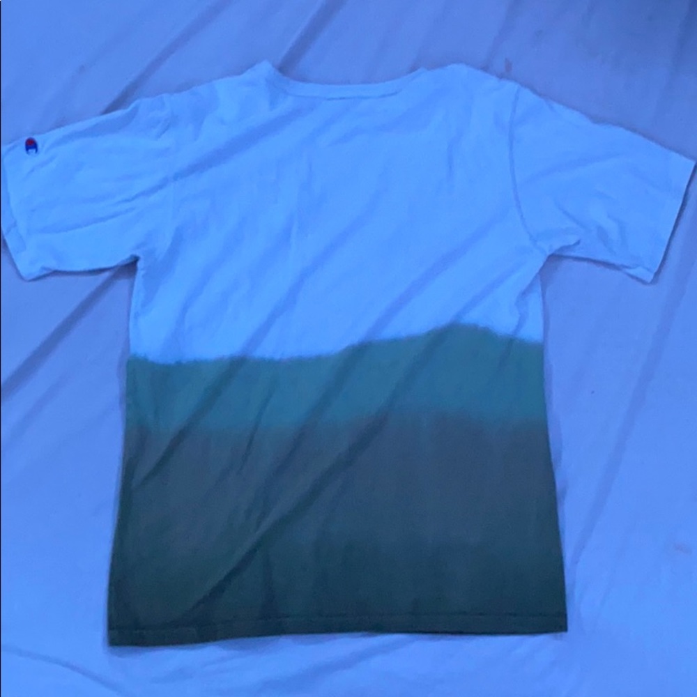 T-Shirt - Picture 2 of 2